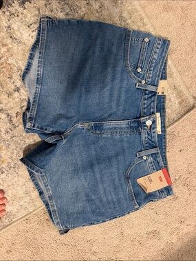 Levi’s A Line Classic High-Rise Blue Denim Shorts for Women